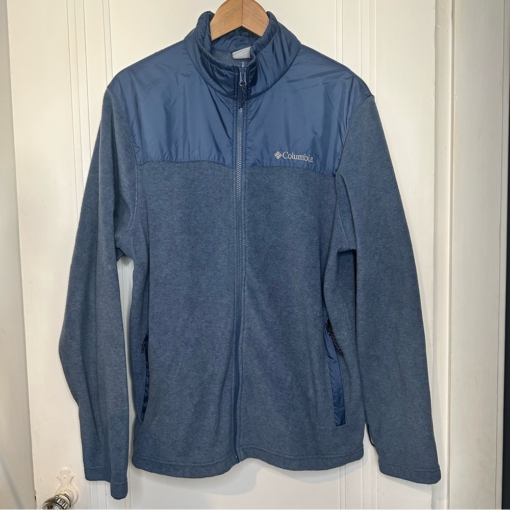 Columbia Two-Tone Blue Fleece Jacket